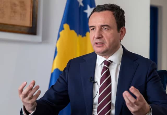 Kurti thirrje BE-së dhe SHBA-së: Serbia të deklasifikojë dokumentacionin e krimeve të luftës