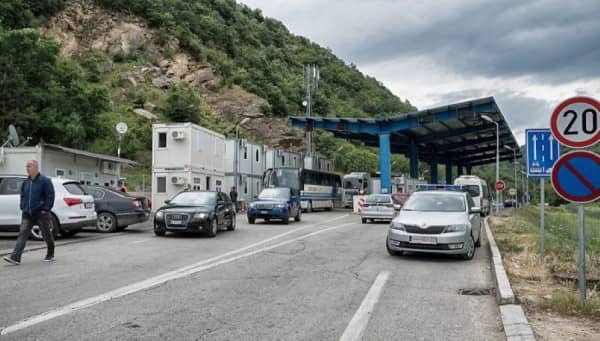​Të dhënat e reja për pikat kufitare, mbi dy orë pritje për të hyrë në Kosovë