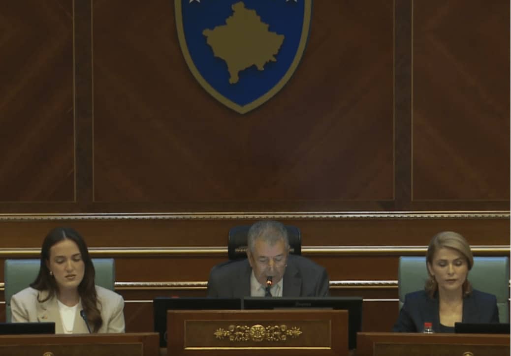 LIVE: Formohet komisioni i përkohshëm, seanca në pushim të shkurtër