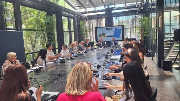 ”Marrin para me çanta”, AGK ngre alarmin për lirinë e medias dhe gjuhën e urrejtjes