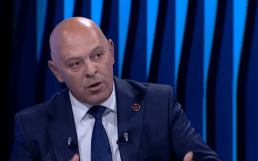 Gjini e quan qesharak Kurtin: Është problemi i Kosovës