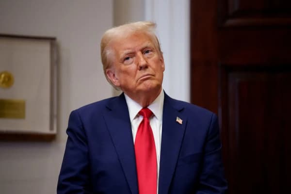Arrihet marrëveshja e paqes SHBA-Iran, Trump: Hormuzi të rihapet menjëherë