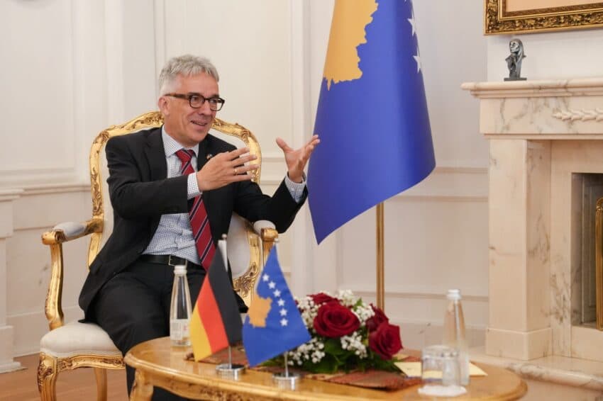 Ambasadori gjerman për zgjedhjet: Po e vëzhgojmë procesin me katër ekipe